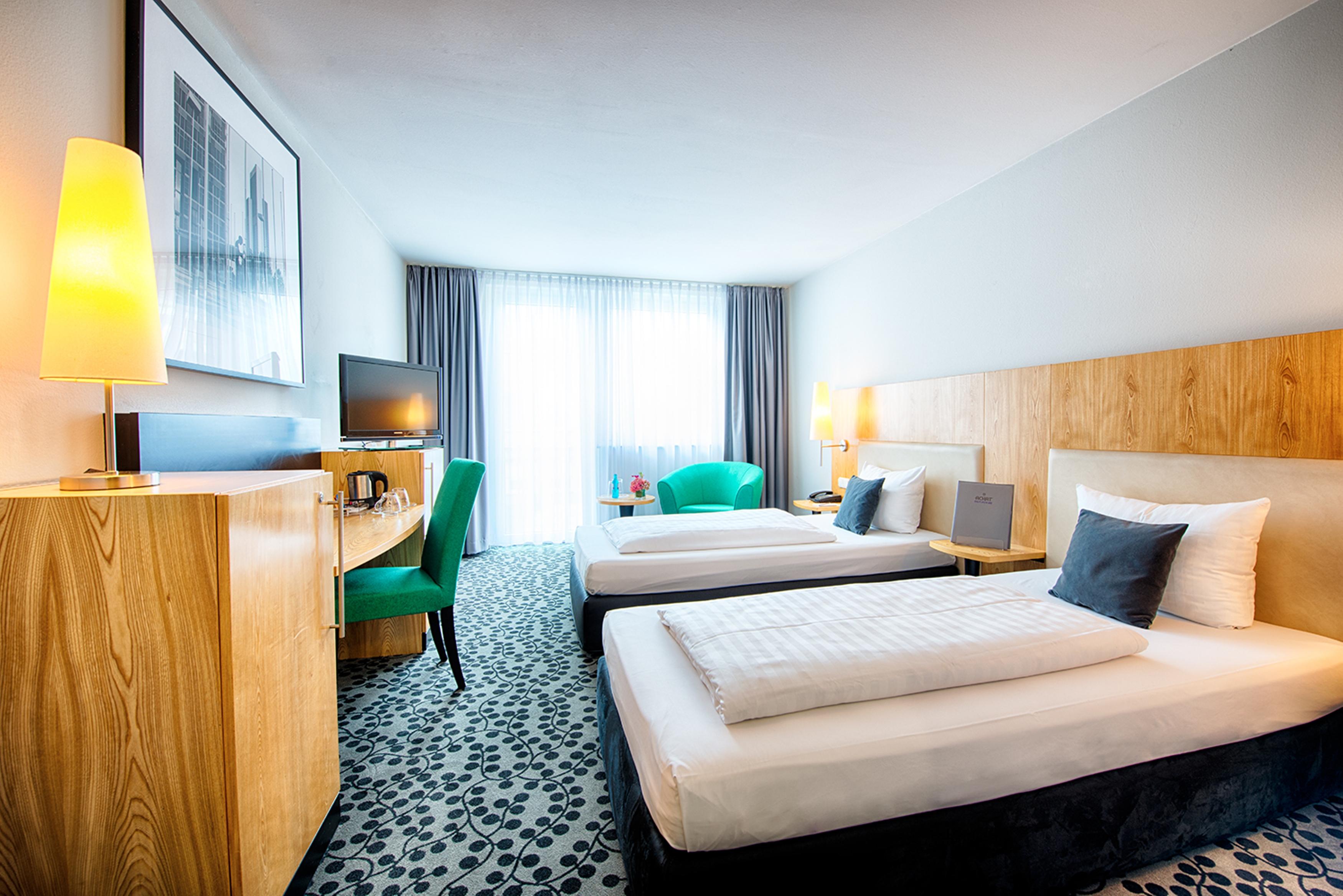 Achat Hotel Offenbach Plaza Bagian luar foto