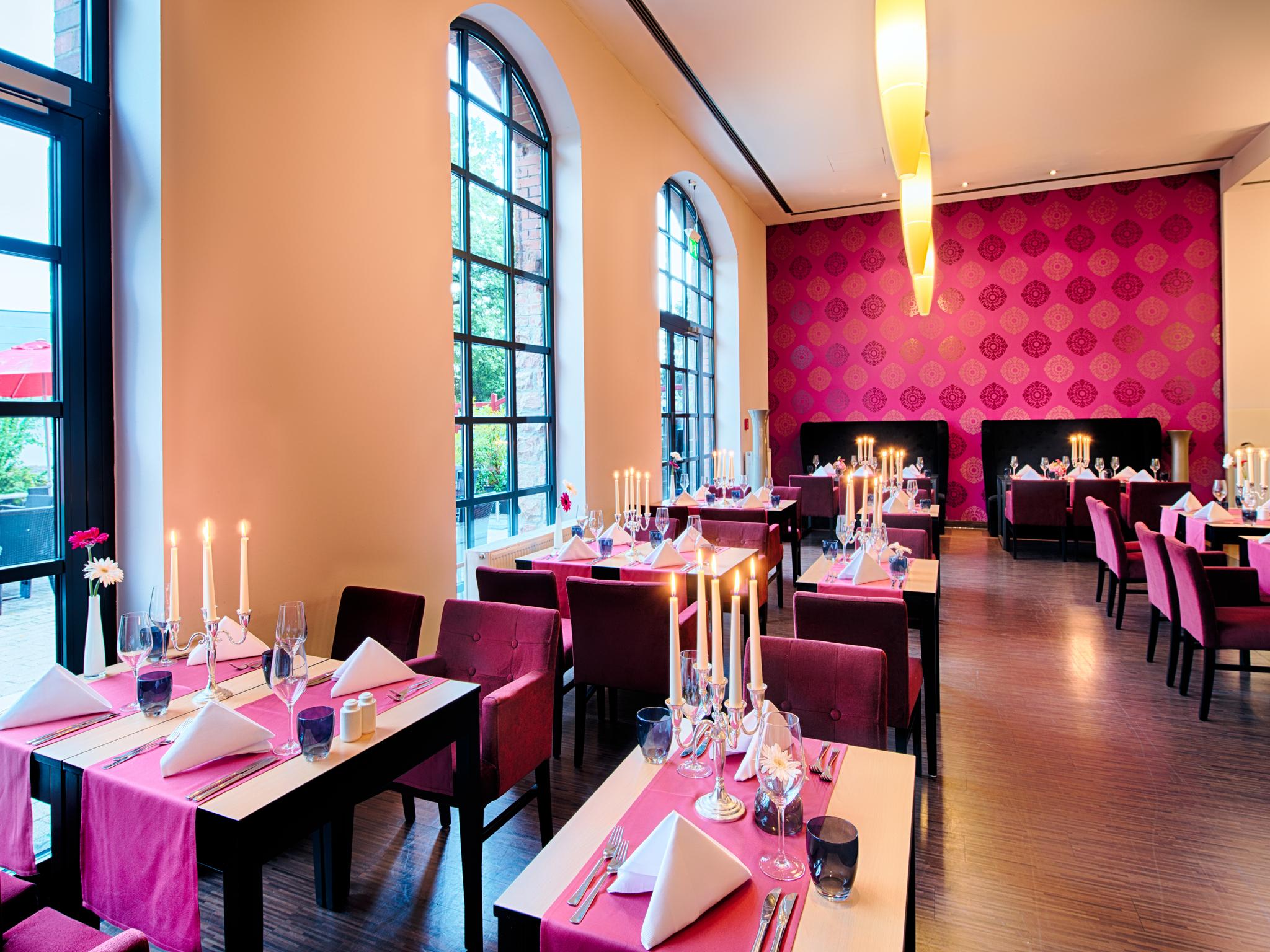 Achat Hotel Offenbach Plaza Bagian luar foto