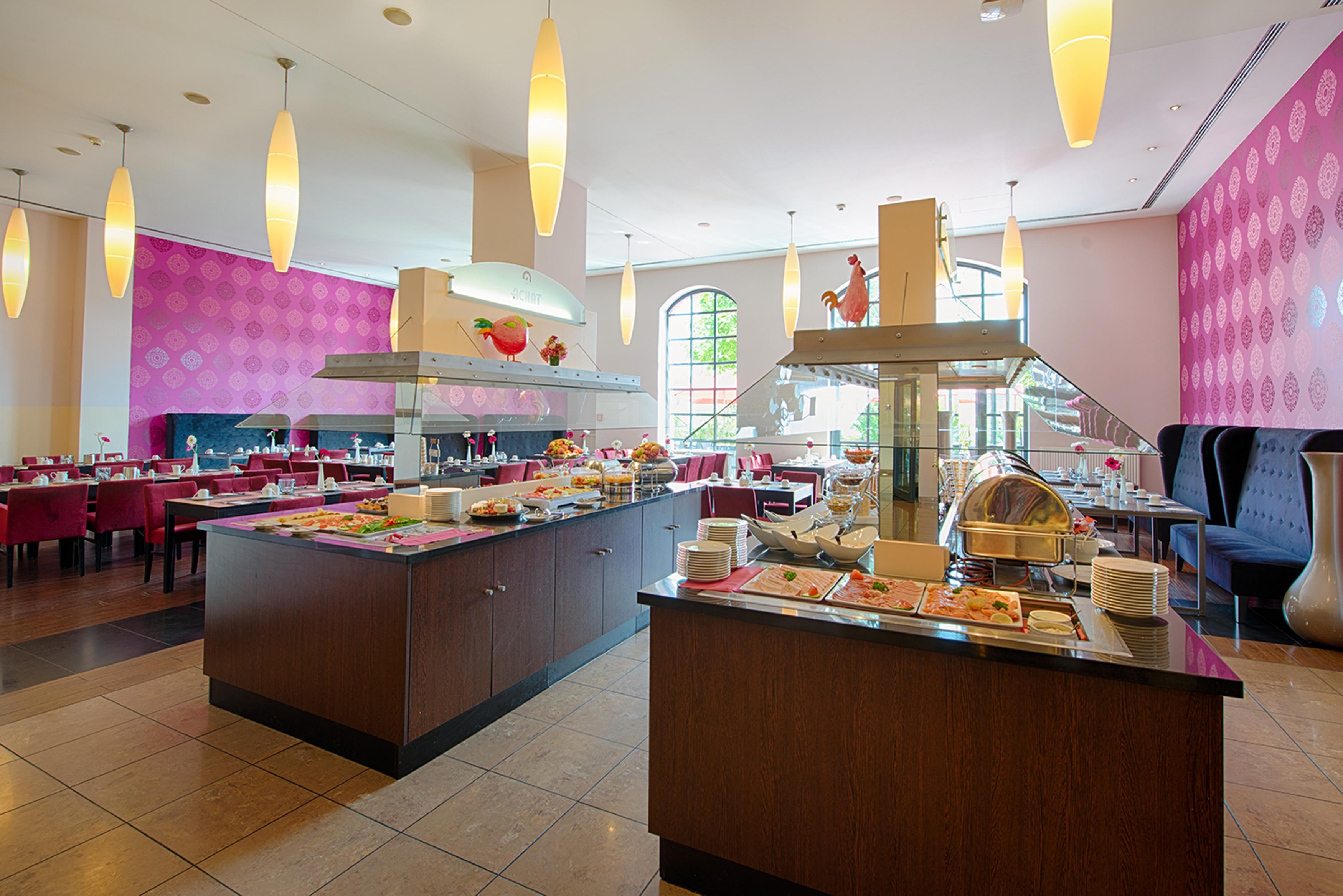 Achat Hotel Offenbach Plaza Bagian luar foto