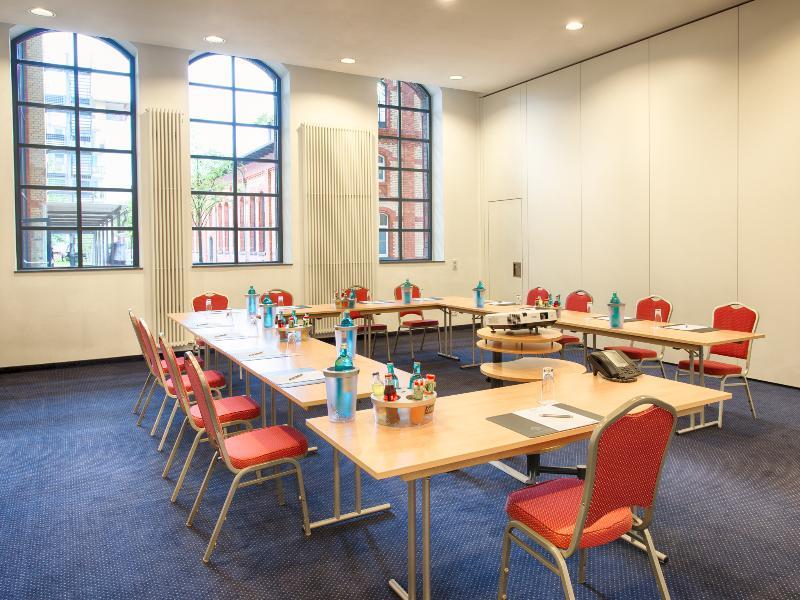 Achat Hotel Offenbach Plaza Bagian luar foto